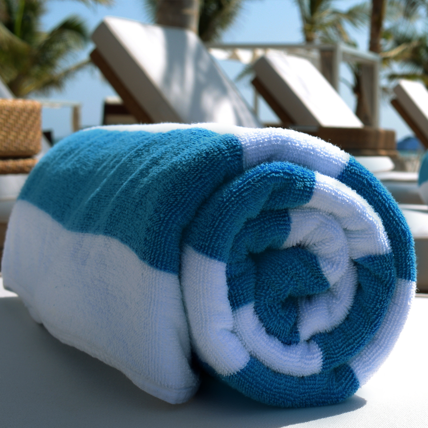 Esplanade Beach Towel Features